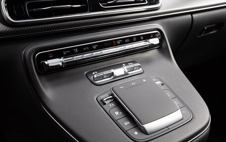 Mercedes-Benz V-Класс, 2024 год, 23 500 000 рублей, 29 фотография