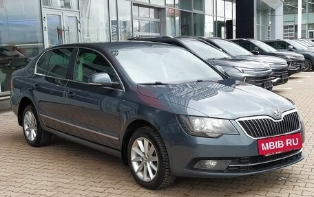 Skoda Superb III рестайлинг, 2013 год, 980 000 рублей, 4 фотография