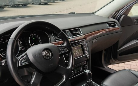 Skoda Superb III рестайлинг, 2013 год, 980 000 рублей, 16 фотография
