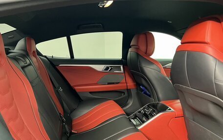 BMW 8 серия, 2022 год, 9 290 000 рублей, 12 фотография