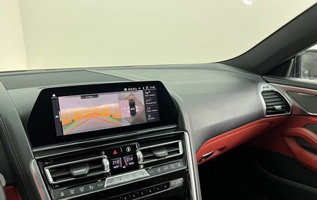 BMW 8 серия, 2022 год, 9 290 000 рублей, 18 фотография