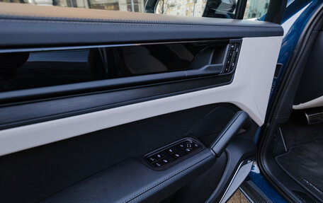 Porsche Cayenne III, 2026 год, 19 600 000 рублей, 16 фотография