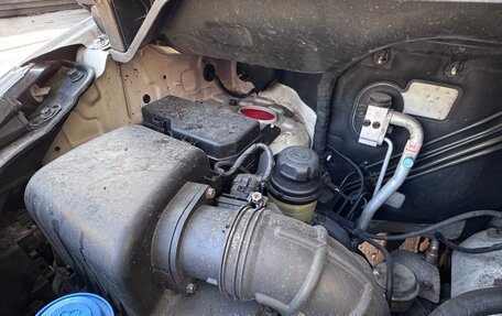 Hyundai H-1 II рестайлинг, 2010 год, 1 390 000 рублей, 25 фотография