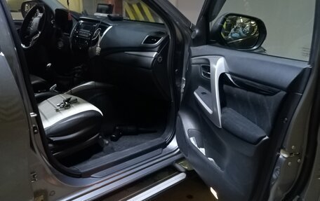 Mitsubishi Pajero Sport III рестайлинг, 2018 год, 3 100 000 рублей, 8 фотография