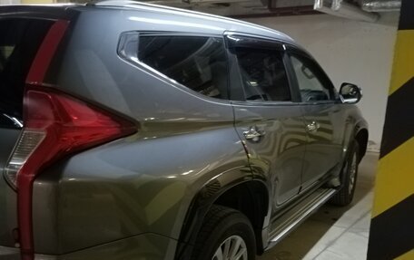 Mitsubishi Pajero Sport III рестайлинг, 2018 год, 3 100 000 рублей, 13 фотография