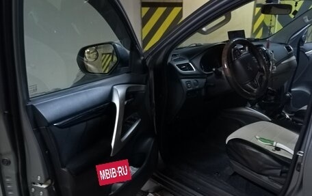 Mitsubishi Pajero Sport III рестайлинг, 2018 год, 3 100 000 рублей, 9 фотография