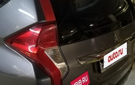 Mitsubishi Pajero Sport III рестайлинг, 2018 год, 3 100 000 рублей, 4 фотография