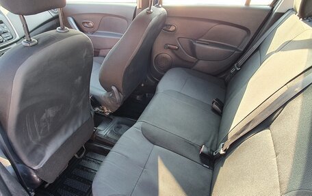 Renault Logan II, 2014 год, 450 000 рублей, 12 фотография