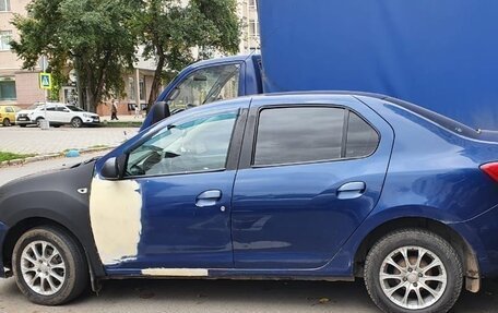 Renault Logan II, 2014 год, 450 000 рублей, 15 фотография