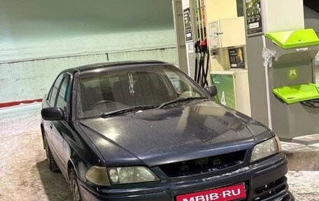 Toyota Carina, 1999 год, 350 000 рублей, 1 фотография
