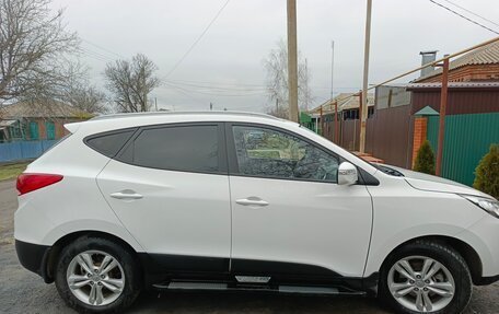 Hyundai ix35 I рестайлинг, 2011 год, 1 270 000 рублей, 4 фотография