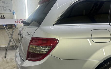 Mercedes-Benz C-Класс, 2009 год, 1 300 000 рублей, 8 фотография