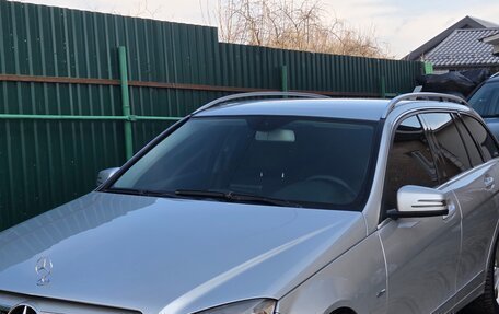 Mercedes-Benz C-Класс, 2009 год, 1 300 000 рублей, 9 фотография