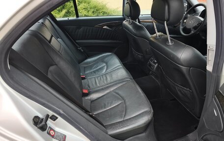 Mercedes-Benz E-Класс, 2002 год, 1 250 000 рублей, 11 фотография