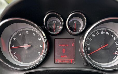 Opel Astra J, 2011 год, 630 000 рублей, 13 фотография