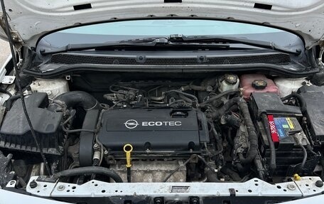 Opel Astra J, 2011 год, 630 000 рублей, 16 фотография