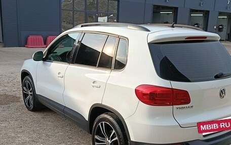 Volkswagen Tiguan I, 2015 год, 1 400 000 рублей, 6 фотография