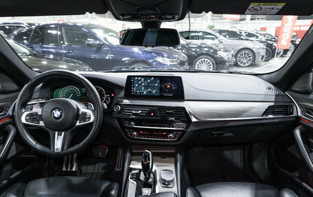 BMW 5 серия, 2018 год, 4 449 000 рублей, 14 фотография