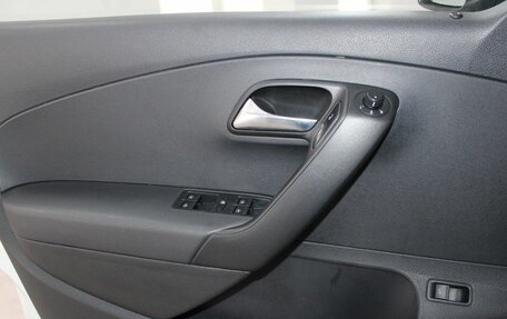 Volkswagen Polo VI (EU Market), 2016 год, 979 900 рублей, 14 фотография