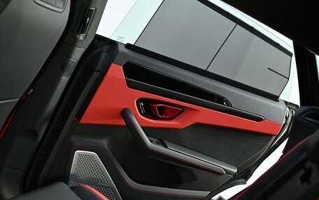 Lamborghini Urus I, 2025 год, 39 500 000 рублей, 13 фотография