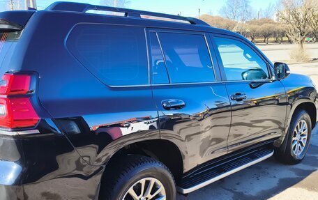 Toyota Land Cruiser Prado 150 рестайлинг 2, 2019 год, 5 200 000 рублей, 4 фотография