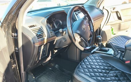 Toyota Land Cruiser Prado 150 рестайлинг 2, 2019 год, 5 200 000 рублей, 6 фотография