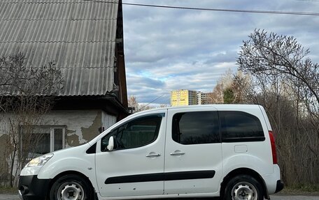 Peugeot Partner II рестайлинг 2, 2011 год, 735 000 рублей, 4 фотография