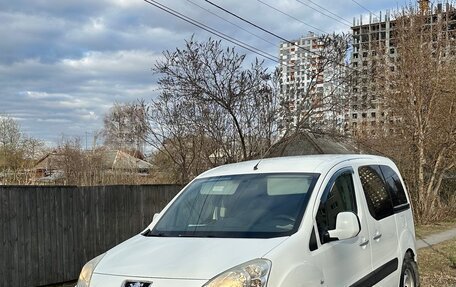 Peugeot Partner II рестайлинг 2, 2011 год, 735 000 рублей, 3 фотография