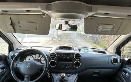 Peugeot Partner II рестайлинг 2, 2011 год, 735 000 рублей, 11 фотография