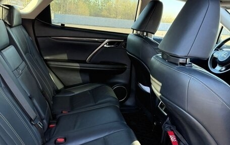Lexus RX IV рестайлинг, 2017 год, 4 000 000 рублей, 17 фотография