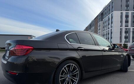 BMW 5 серия, 2016 год, 2 350 000 рублей, 3 фотография