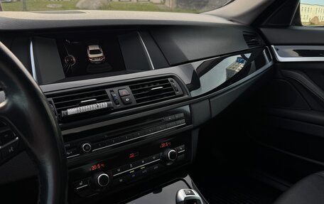 BMW 5 серия, 2016 год, 2 350 000 рублей, 13 фотография