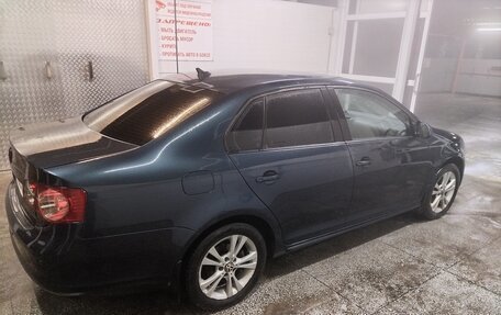 Volkswagen Jetta VI, 2008 год, 650 000 рублей, 8 фотография