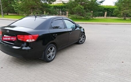 KIA Cerato III, 2009 год, 700 000 рублей, 2 фотография