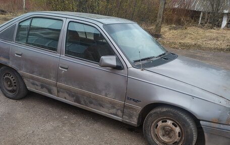 Opel Kadett E рестайлинг, 1990 год, 60 000 рублей, 4 фотография