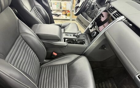 Land Rover Discovery IV, 2021 год, 7 900 000 рублей, 6 фотография