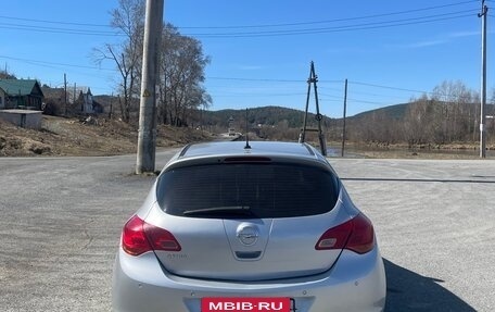 Opel Astra J, 2012 год, 500 000 рублей, 3 фотография