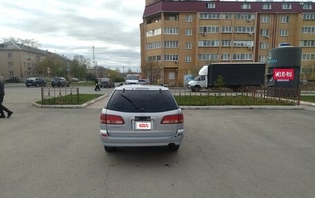 Nissan Avenir II, 2000 год, 350 000 рублей, 3 фотография