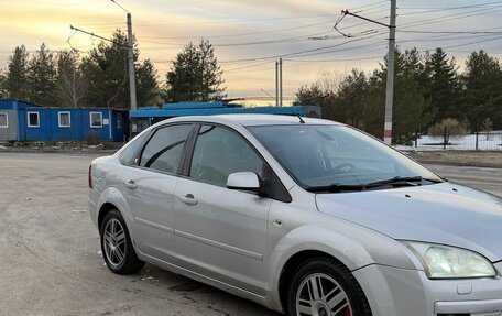 Ford Focus II рестайлинг, 2005 год, 350 000 рублей, 2 фотография