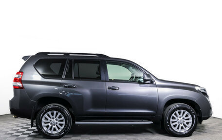 Toyota Land Cruiser Prado 150 рестайлинг 2, 2015 год, 4 099 000 рублей, 4 фотография