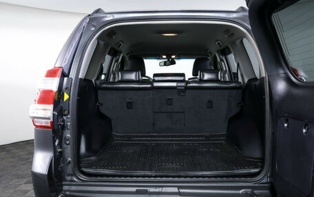 Toyota Land Cruiser Prado 150 рестайлинг 2, 2015 год, 4 099 000 рублей, 9 фотография