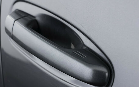 Toyota Land Cruiser Prado 150 рестайлинг 2, 2015 год, 4 099 000 рублей, 21 фотография