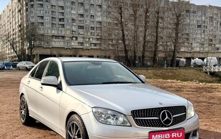 Mercedes-Benz C-Класс, 2008 год, 750 000 рублей, 1 фотография