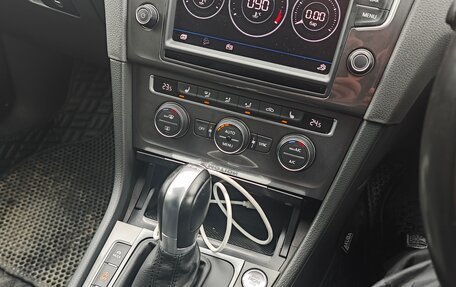 Volkswagen Golf VII, 2016 год, 1 750 000 рублей, 9 фотография