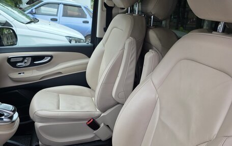 Mercedes-Benz V-Класс, 2015 год, 4 500 000 рублей, 12 фотография