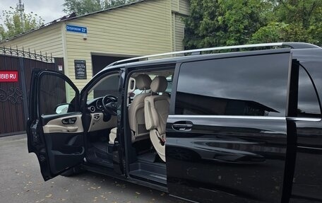 Mercedes-Benz V-Класс, 2015 год, 4 500 000 рублей, 3 фотография