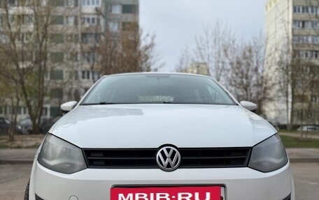 Volkswagen Polo VI (EU Market), 2009 год, 450 000 рублей, 1 фотография