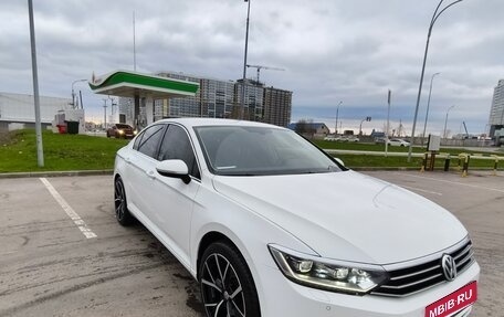 Volkswagen Passat B8 рестайлинг, 2019 год, 2 000 000 рублей, 1 фотография