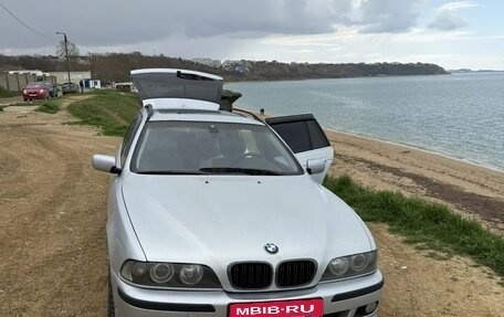 BMW 5 серия, 2003 год, 750 000 рублей, 1 фотография