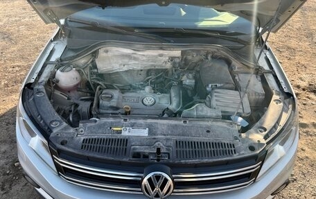 Volkswagen Tiguan I, 2015 год, 1 300 000 рублей, 11 фотография